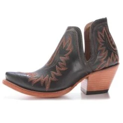 Ariat Women's Brooklyn Dixon Boot -Ariat ariat womens western black ankle boots 10029653 1